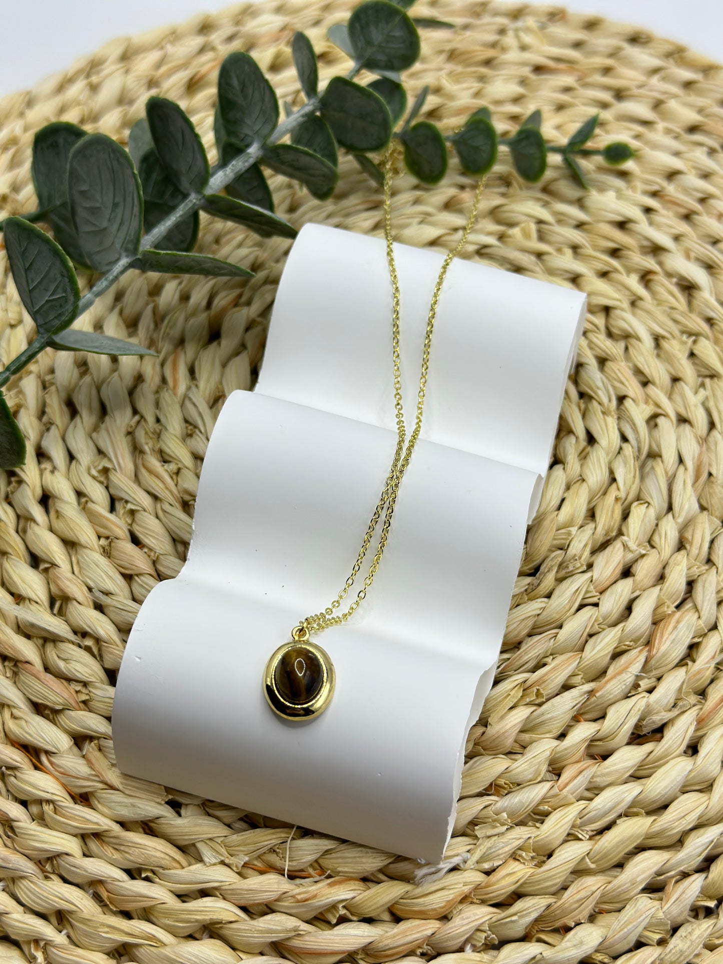 Vintage Unique design Silver Tiger Eye Stone Oval Pendant Necklace