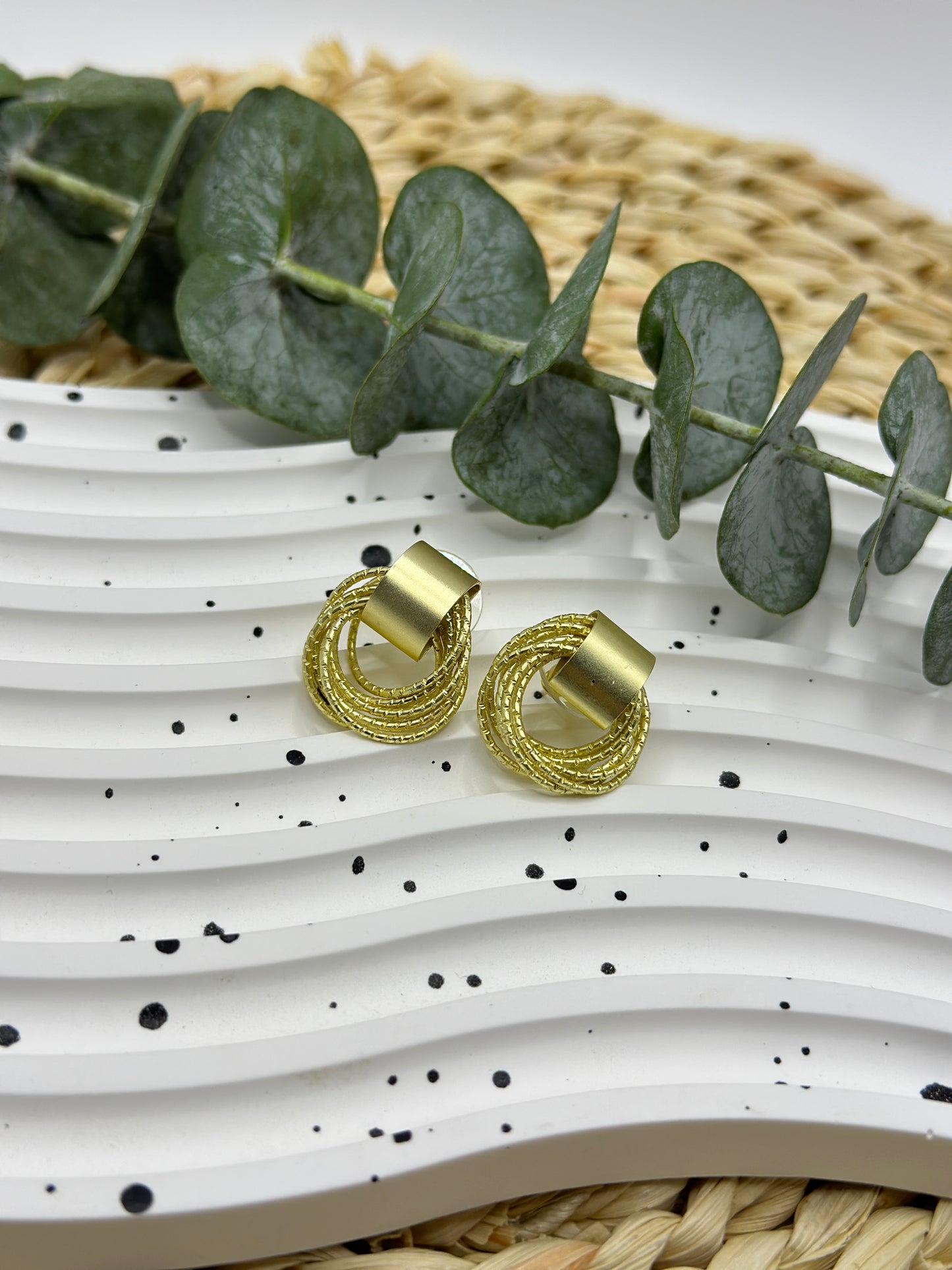 Chic and Stylish Matte Metal Circle Stud Earrings