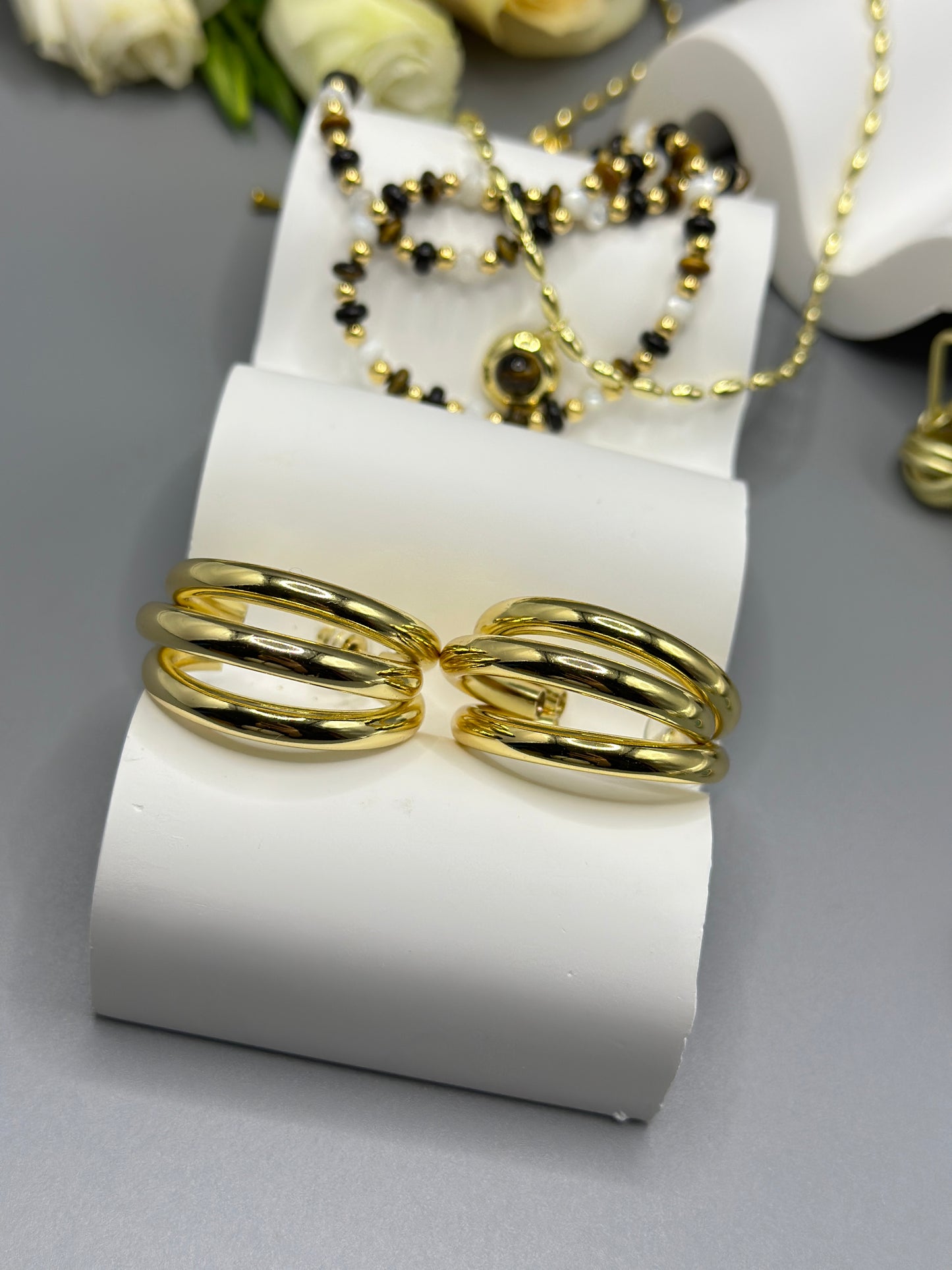 Radiant Gold Circle Vintage Earrings